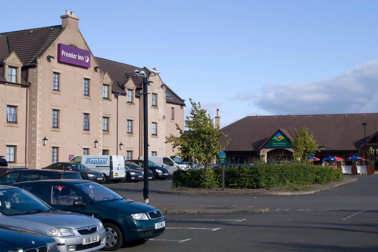 Premier Inn Falkirk - Larbert Экстерьер фото